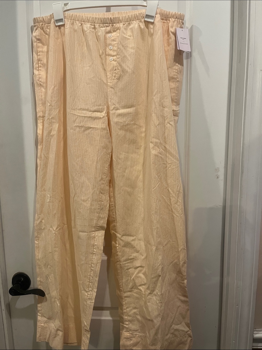 Auden’s Relaxed Peach Wide-Leg Lounge Pants